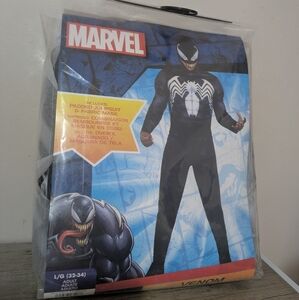 Marvel Venom Adult Costume Size L/G Includes Padded Jumpsuit & Fabric Mask New!